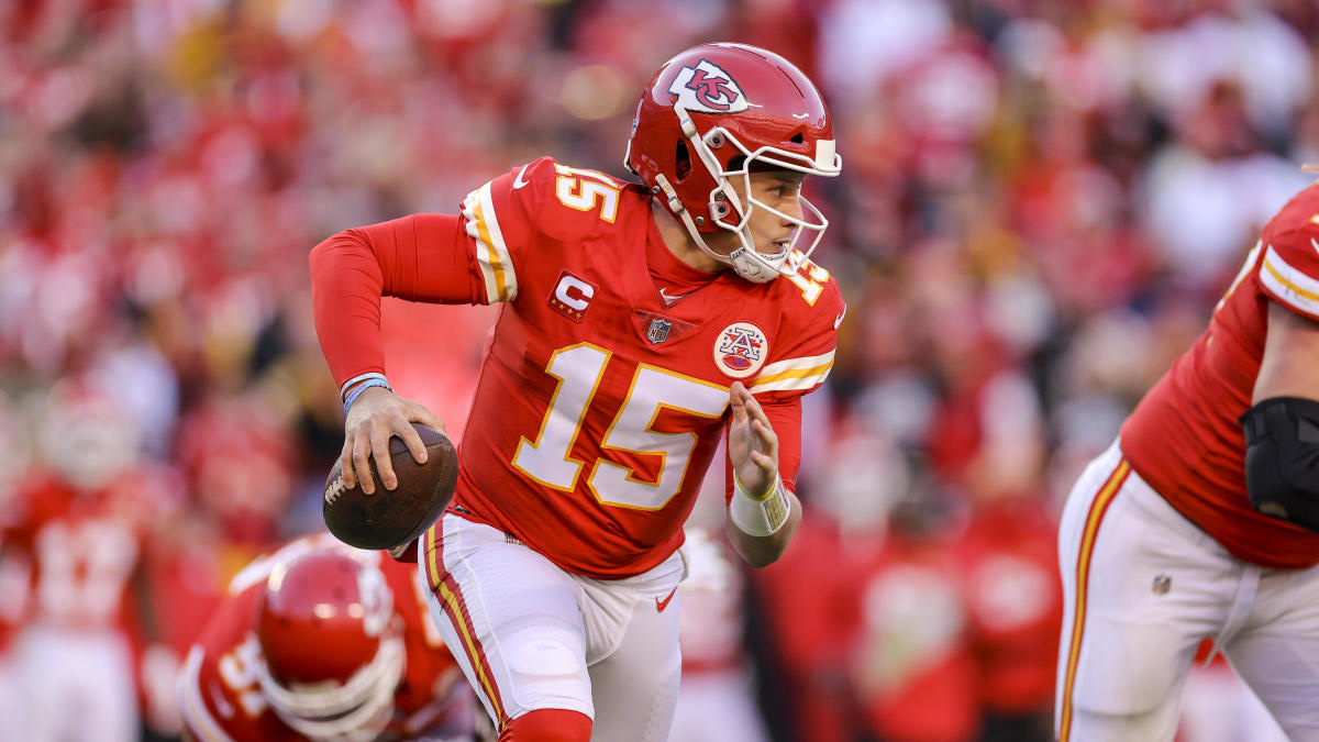 Mahomes TRADED to AFC West Rival LA Raiders