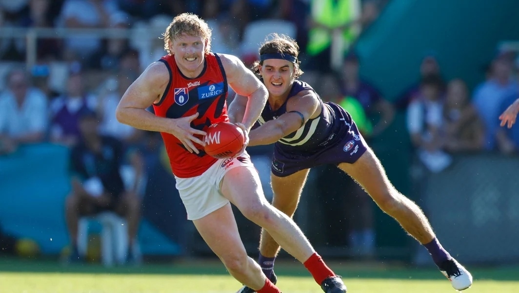 Jefferson Misses After The Siren As Dockers Secure First Win Of The Season By 1 Point