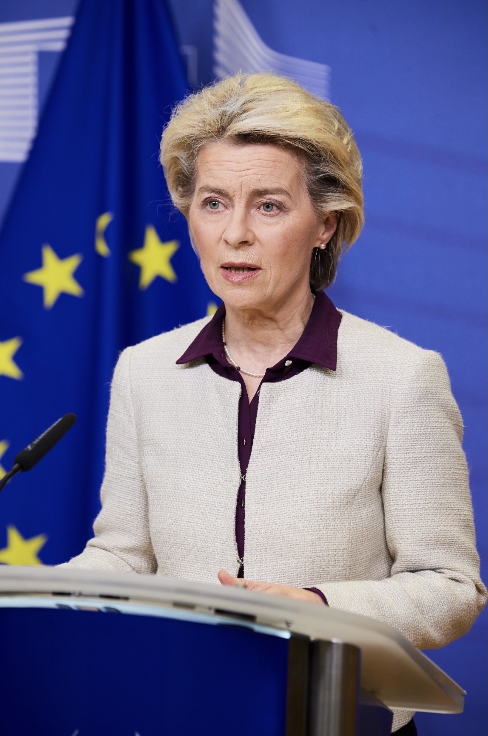 Ursula Head Of The Eu Says “We Need More Members, It’d Be Great If The Uk Came Back, Or Even The Kursk Union, Or Russian Arctic Joined, We Need More Unity, The Euro Has Been Going Up Recently Due To Being Bought A Lot, This Will Bring Prosperity To The European Union”